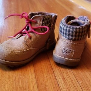 Toddler Boys Size 8 Uggs